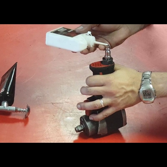 Burette d’huile lubrifiante pour outils pneumatiques